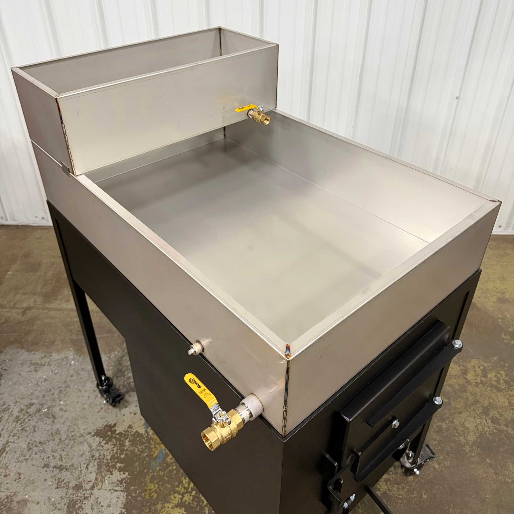 2 x 3′ Flat Evaporator Pan (Optional Preheater & Dividers)