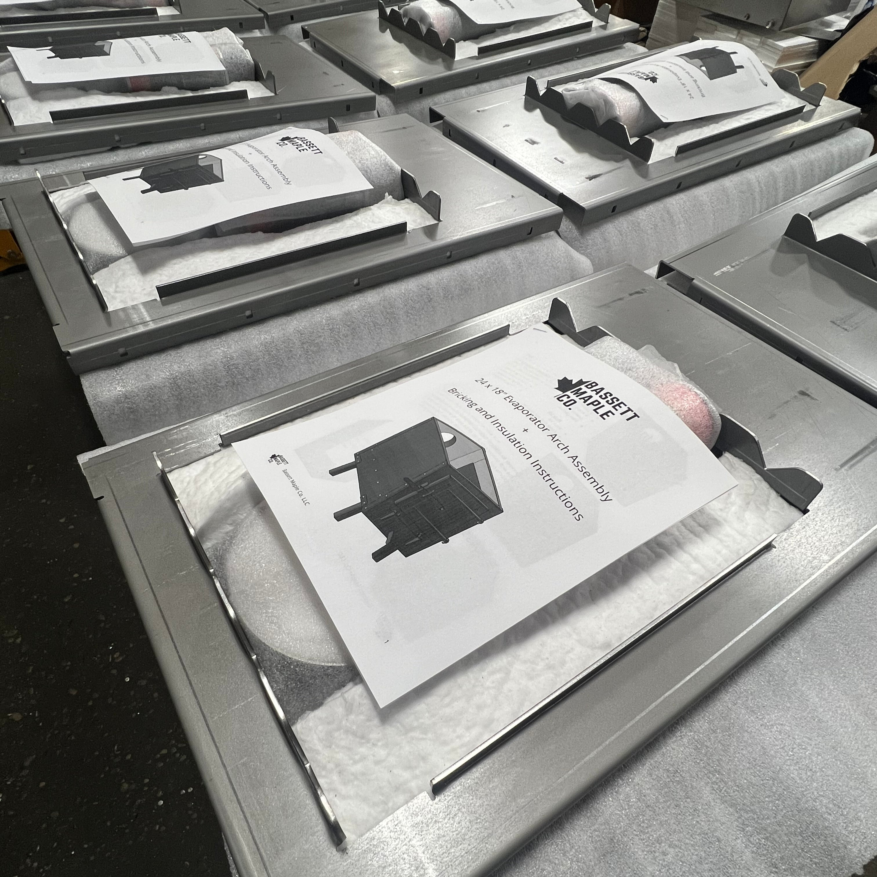 Packaging And Shipping 24 x 18" Bassett Maple Co Evaporator